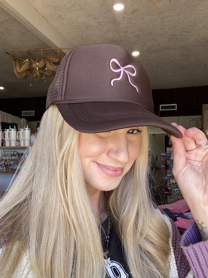 Embroidery Bow Trucker Hat - Brown