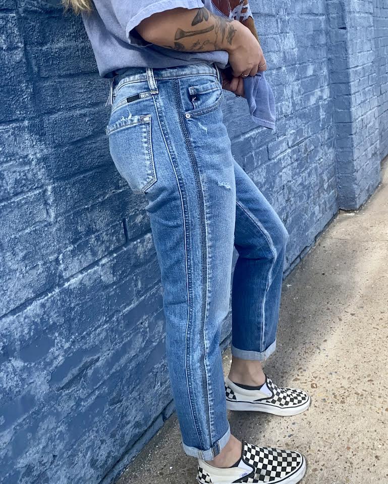Dylan Slim Boyfriend Jeans
