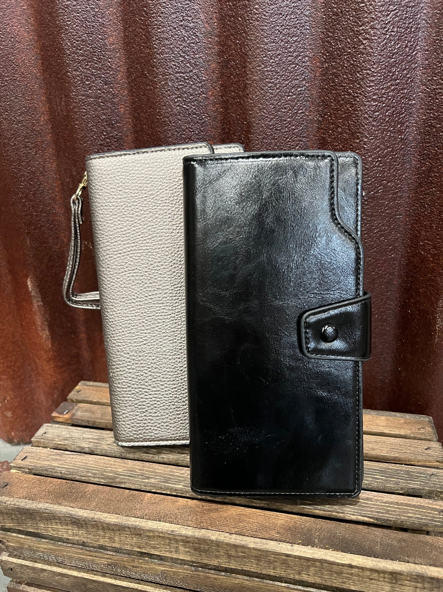 Georgia Large Wallet/Wristlet - Black