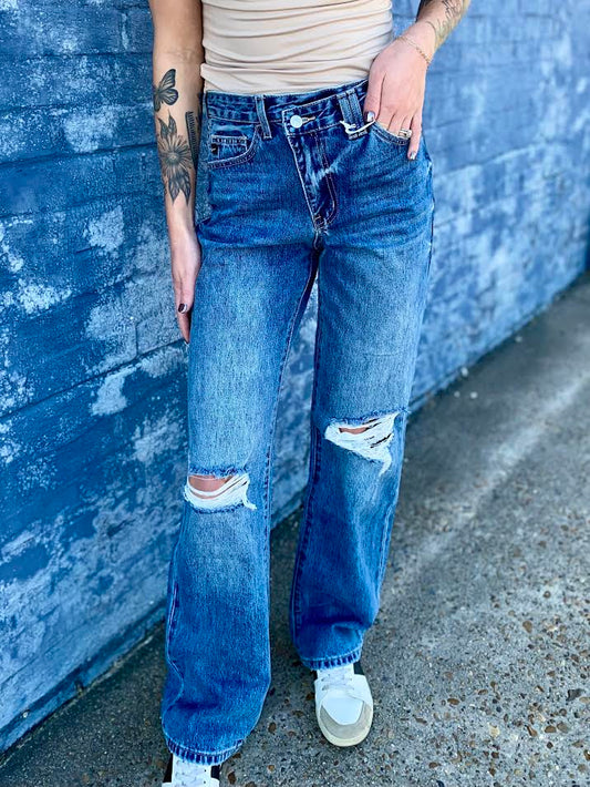 Debra High Rise 90's Criss Cross Straight Jeans